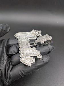 Colgante Personalizado con Nombre, Joyería Hip Hop con Moissanita, Letra Cursiva, Placa con Nombre en Forma de Corona - Product Image 3