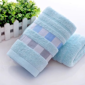 Toallas de Mano al por Mayor, de Algodón Premium, Alta Densidad, Suaves, Absorbentes, de Secado Rápido, para Baño, OEM, Personalizadas, Suministro al por Mayor, Diseño a Cuadros Rosa - Product Image 4