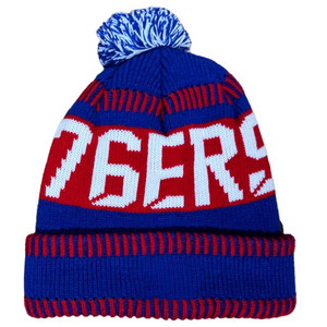 Bonnet en tricot de qualité supérieure, bleu, rouge, blanc, avec pompon, unisexe, adulte, décontracté, pour l'hiver, tricoté à la main, motif de lettres contrastées - Product Image 1
