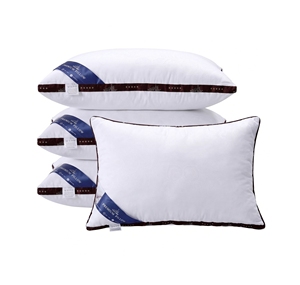 En stock – Vente en gros – Oreiller de sommeil haut de gamme – Doux et moelleux – Noyau en coton naturel – Literie abordable – Confort optimal – Personnalisable – Prix usine OEM/ODM - Product Image 1
