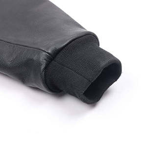 Veste universitaire brodée en laine pour homme, style streetwear, avec manches en cuir, personnalisable, vente en gros OEM, best-seller - Product Image 5