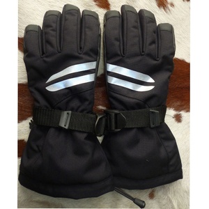 Gants chauffants électriques imperméables pour l'hiver Keven KI-1783 pour hommes, pour le snowboard, écran tactile, rechargeables - Product Image 2