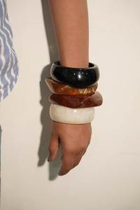 Handcrafted Resin Chuda <b>Bangles</b> <b>Set</b> With Stylish Resin <b>Bangle</b> Chuda <b>Set</b> For Engagement Reception And Festival Wear - Product Image 2