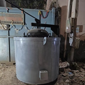 Horno de Fusión de Aluminio a Gas con Capacidad de 100 KG, Crisol de Carburo de Silicio y Panel de Control, Diseño Industrial - Product Image 1