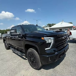 Tracteur routier diesel 6x4 à 10 roues à haute traction pour logistique en terrain difficiles - Product Image 1