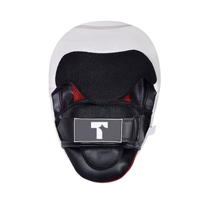 Protège-mains d'entraînement de boxe d'hiver légers et durables, pour le kickboxing, avec prise en main sécurisée, design respirant, en cuir souple de qualité supérieure - Product Image 3