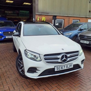 GLC รถเอสยูวีสุดหรู ดีไซน์สง่างาม ภายในกว้างขวาง ขับขี่นุ่มนวล ไมล์น้อย และสมรรถนะน่าทึ่ง - Product Image 1