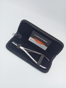 Pince à extensions de cheveux en acier inoxydable de qualité chirurgicale avec deux trous, utilisée pour ouvrir et fermer les perles, outils de coiffure - Product Image 3