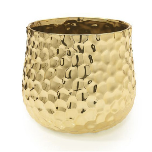 Vase à fleurs en aluminium minimaliste moderne, centre de table décoratif en métal pour table basse et décoration d'étagère - Product Image 4