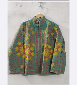 Chaqueta de Mujer Bordada en Algodón Suzani, Hecha a Mano, Ropa de Boutique para Festivales, Fabricante, Exportación, Venta al Por Mayor - Product Image 3