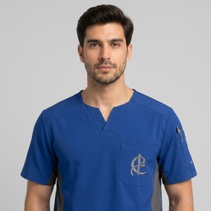 Traje quirúrgico premium hecho de tela suave y transpirable para mayor comodidad durante todo el día en hospitales, clínicas, laboratorios y entornos sanitarios. - Product Image 5