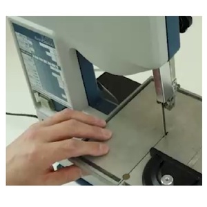 Sierra de Cinta Hozan K-100 de Fácil Uso, Fabricada en Japón, con Tensión de Cuchilla Manual y Motor de 0.1kw - Product Image 5