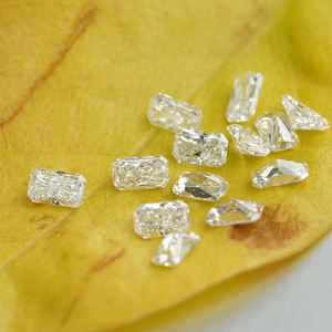 Pierre précieuse de qualité supérieure, cultivée en laboratoire, taille radiant, couleur DF, clarté VVS2/VS1, certifiée, 4,00 x 5,50 mm, finition de luxe raffinée - Product Image 6