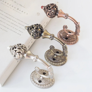 ตะขอแขวนติดผนังคุณภาพสูง ชุบทองคำแท้ ดีไซน์หรูหรา สำหรับบ้าน โรงแรม ห้องนั่งเล่น - Product Image 5