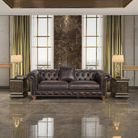 Élégant canapé sectionnel Chesterfield trois places bleu océan en cuir véritable avec housse amovible et roulettes pivotantes en bois pour salon