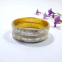 Bracelet manchette en nacre à motif damier, poli antique, pour femme, idéal pour Noël