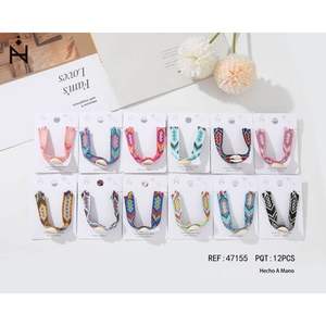 Pulsera de Cuentas con Conchas Trenzadas, Accesorio de Moda - Product Image 1