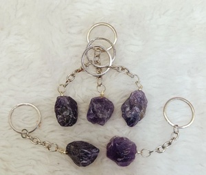 Porte-clés en améthyste naturelle brute, cristal d'agate brute, porte-clés de voiture en pierre de guérison, utilisé pour la lithothérapie par Rais Agate - Product Image 3
