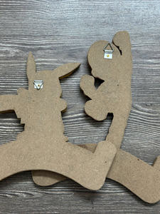 Placas de madera artesanales para puerta, decorativas con dibujos animados para niños, placa de nombre vintage, hechas en Vietnam. - Product Image 3