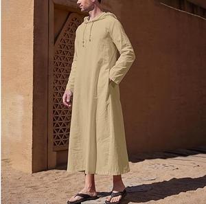 Nouveau design – Vente en gros de thobes élégants marocains, qatariens, turcs, islamiques en coton pour hommes – Thobes Jubbah unis teints avec capuche, respirants - Product Image 5