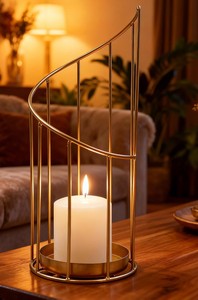 Portavelas de Metal Dorado con Diseño de Jaula en Espiral para Decoración Moderna del Hogar - Product Image 1