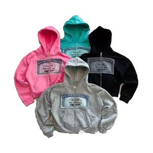 Sudadera con capucha gótica negra para hombre, con cremallera, estilo crop, oversize, bordado de corazón, manga regular, anti-bolitas, de algodón French Terry - Product Image 5