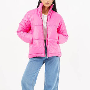 Veste matelassée tendance pour femme, manteau d'hiver matelassé avec style, parka en duvet chaude et isolante pour un confort extérieur, service OEM - Product Image 2