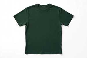 Camiseta de Manga Corta para Hombre, Color Verde Oscuro, Cuello Redondo, con Diseño de Calavera en el Frente, Estilo Workwear, 100% Algodón - Product Image 3