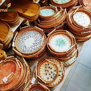 ถาดเสิร์ฟหวายคลาสสิกหรูหราพร้อมหูจับมุก ดีไซน์อเนกประสงค์สำหรับห้องนั่งเล่น เทคนิคการเคลือบเงาสำหรับใช้ในครัว - Product Image 3