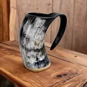 Taza de Cuerno de Búfalo Hecha a Mano, Forma Natural, Pulida, Apta para Alimentos, Duradera, Artística, Coleccionable, Decoración Rústica para el Hogar - Product Image 1