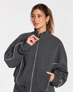 Ensemble de survêtement décontracté deux pièces pour femme OEM avec veste zippée contrastante et pantalon large assorti - Product Image 4