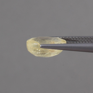 Saphir Jaune Naturel Certifié IGI, Pierre Précieuse Non Montée, Coupe Ovale 11x9mm, 5.08 Carats, Pour Fabrication de Bijoux, 100% Naturel, Changement de Couleur - Product Image 2