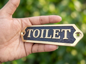 Plaque murale rectangulaire en laiton gravée, signalétique de porte de toilettes, nom d'entreprise personnalisé, enseigne métallique vintage à suspendre pour maison et hôtel - Product Image 1