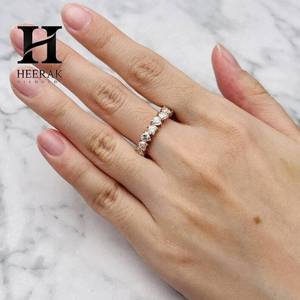 Anillo de Diamantes en Forma de Corazón, Banda de Eternidad Completa, Oro de 18K, Múltiples Piedras, Anillo de Novia Apilable con Garras Compartidas - Product Image 6