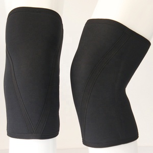 Genouillère en néoprène personnalisée avec logo OEM, genouillères élastiques pour une protection sportive respirante - Product Image 5