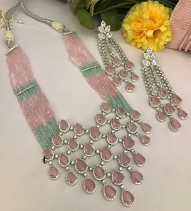 Conjunto de Collar y Pendientes de Latón Plateado con Circonitas Cúbicas de Alta Calidad, Regalo de Compromiso, para Bodas y Fiestas, para Mujer - Product Image 2