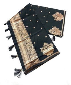 Sari de Seda Negra con Bordado Dorado, Estilo Banarasi, Tradicional para Bodas Indias, Largo hasta el Suelo, de Secado Rápido para Mujer - Product Image 2