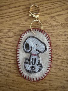 Magnífico arte de bordado que combina la artesanía tradicional con un estilo moderno. Hermoso trabajo de mano decorado con Shi. - Product Image 6