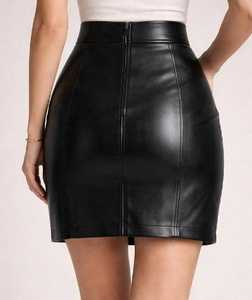 Jupe crayon courte noire en similicuir pour femme, taille haute, avec poches latérales et fermeture éclair - Product Image 3