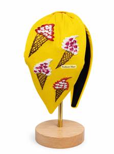 Diadema de Algodón Bordada a Mano con Motivos Florales de Bolsitas de Té, Accesorio para el Cabello Blanco - Product Image 3