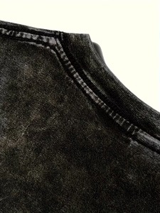 T-shirt surdimensionné en coton 100% respirant, imprimé numérique, effet délavé, grammage lourd - Product Image 3