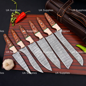 Ensemble de 6 couteaux de chef modernes, couverts de cuisine haut de gamme, lames en acier Damas, finition polie, manches en bois, ambidextres, personnalisables - Product Image 6