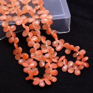 Perles de pierre de lune naturelle de qualité AAA+ 7x10mm, facettées, en forme de poire, pierres précieuses semi-précieuses, pierres de lune pêche rares, perles en vrac pour bijoux - Product Image 1