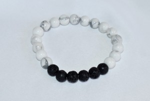 Pulsera Difusora de Piedras de Lava y Howlite de Calidad Premium, Joyería Espiritual con Cristales y Gemas, Regalo Espiritual - Product Image 3