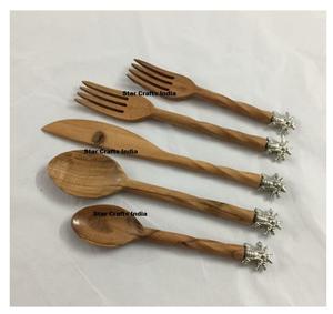 Ensemble de cuillères et fourchettes en bois Patelai, ensemble d'ustensiles de table en bois, ensemble de couverts réutilisables, ensemble de vaisselle artisanal, ensemble de couverts naturels faits à la main - Product Image 1