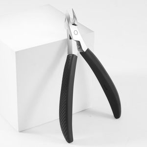 Coupe-cuticules extrêmement tranchant avec poignée en silicone antidérapante pour ongles des mains et des pieds - Product Image 1