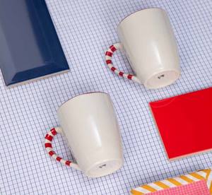 แก้วกาแฟเซรามิกเคลือบเงาพร้อมข้อความตลกๆ ดีไซน์เก๋ จับถนัดมือ - Product Image 5