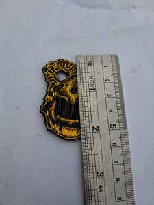 Parches bordados a mano de polilla con hilo de oro y plata - Broche de escarabajo alado con hilo de seda dorado y plateado - Bordado de insectos 3D de lujo - Product Image 2