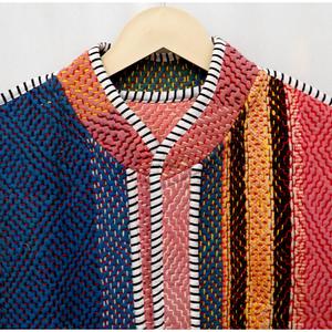 Gilet tricoté vintage Kantha imprimé, fait main, en coton, col mandarin, écologique et respirant - Product Image 6