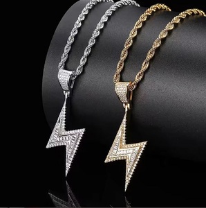 Pendentif Éclair Hip Hop Iced Out en Argent Doré pour Homme avec Zircons Cubiques - Product Image 1